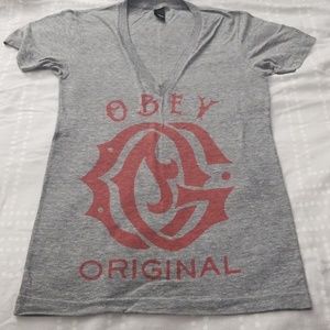 Obey V-neck tee